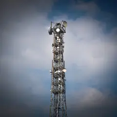 Jaki czynsz za maszt telefonii komórkowej? Sprawdź, ile możesz zarobić