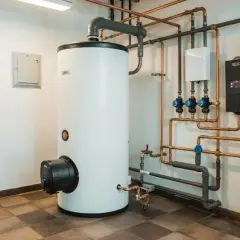 Technika grzewcza w budownictwie wielorodzinnym – komfort cieplny i oszczędność energii