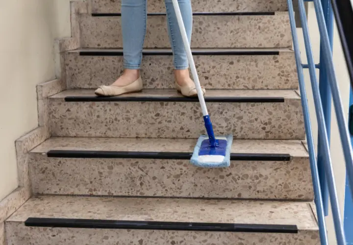 Jak utrzymać czystość we wspólnocie mieszkaniowej? Poradnik dla zarządców nieruchomości