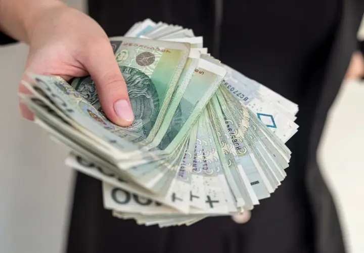 Czy właściciel mieszkania może podnieść czynsz w trakcie umowy? Sprawdź prawa lokatora