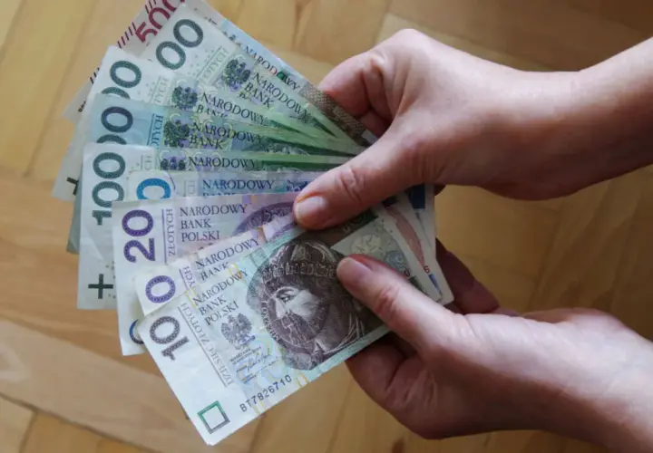 Ile czasu na zapłacenie podatku od sprzedaży nieruchomości? Uniknij kar!
