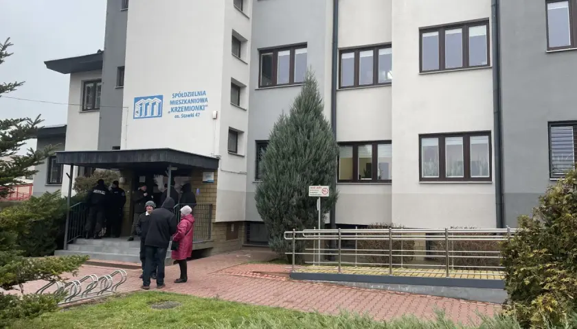 Kto wybiera prezesa spółdzielni mieszkaniowej i jak to działa?