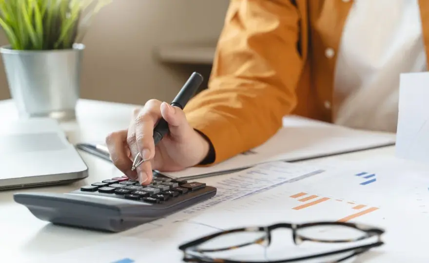 Czynsz administracyjny co ile się płaci? Odkryj ukryte zasady płatności