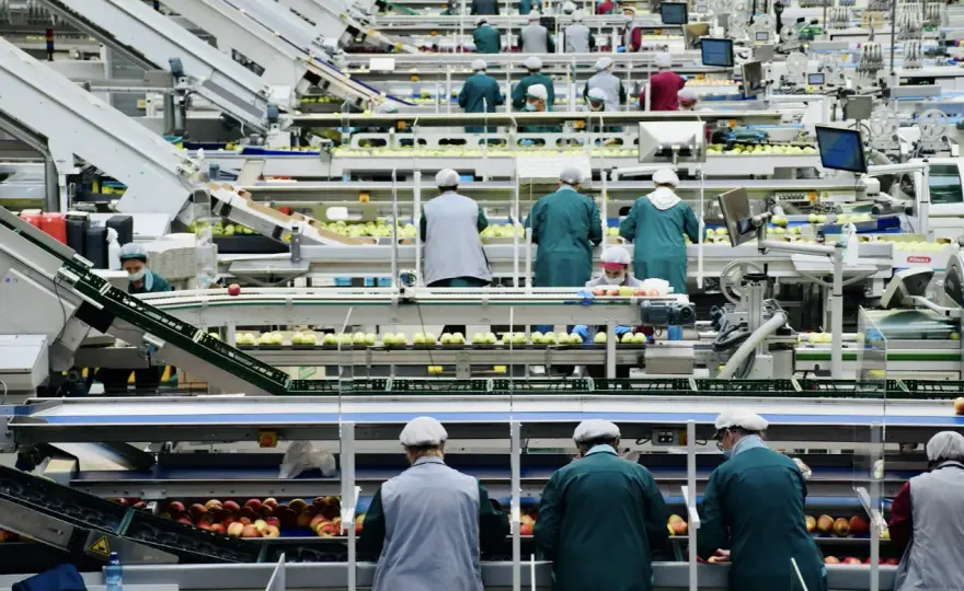 Jak utrzymanie ruchu wpływa na efektywność procesów produkcyjnych i realne wyniki zakładu?